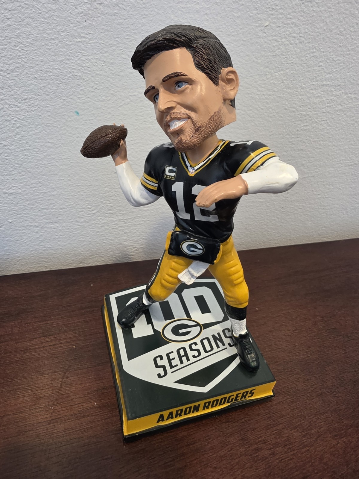 Rare Aaron Rodgers Green Bay Packers legends of the field 100-year. 97/3006 Rare Aaron Rodgers Green Bay Packers legends of the field 100-year. 97/3006