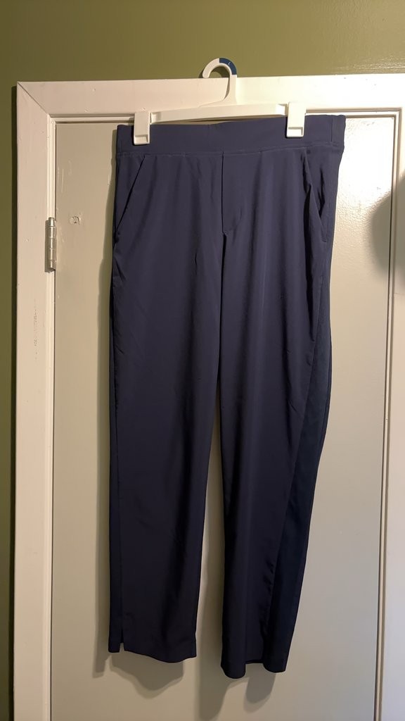 Athleta Women\'s Navy Blue Athletic Pants