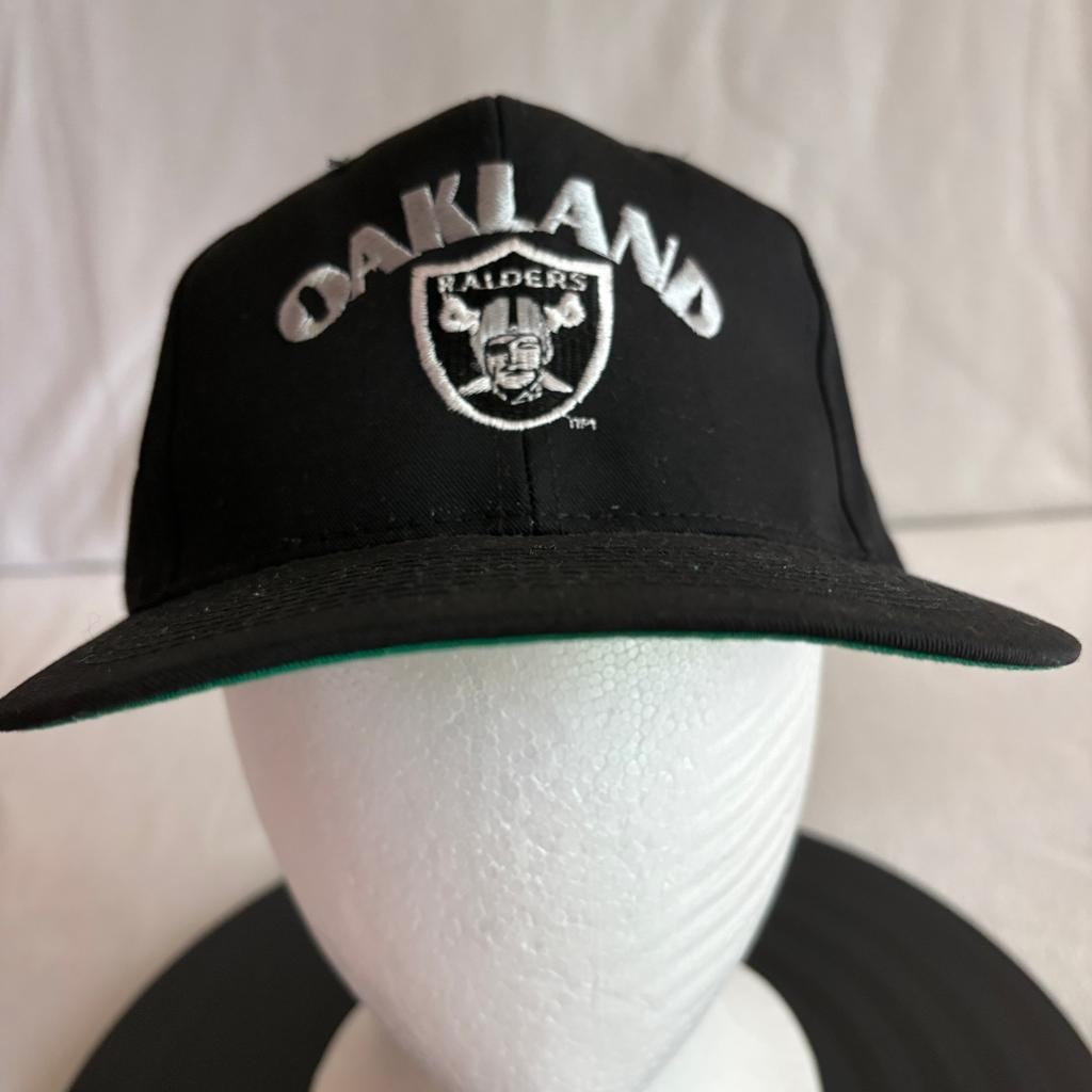 Vintage Oakland Raiders Snapback Hat Logo 7 Team NFL Cap Black Green Under Visor Vintage Oakland Raiders Snapback Hat Logo 7 Team NFL Cap Black Green Under Visor