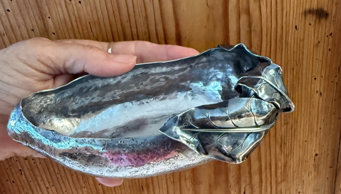 1886 Gorham Aesthetic Sterling Silver Olive Dish ANTIQUE # 515 (156 g./5.4 oz) 1886 Gorham Aesthetic Sterling Silver Olive Dish ANTIQUE # 515 (156 g./5.4 oz)