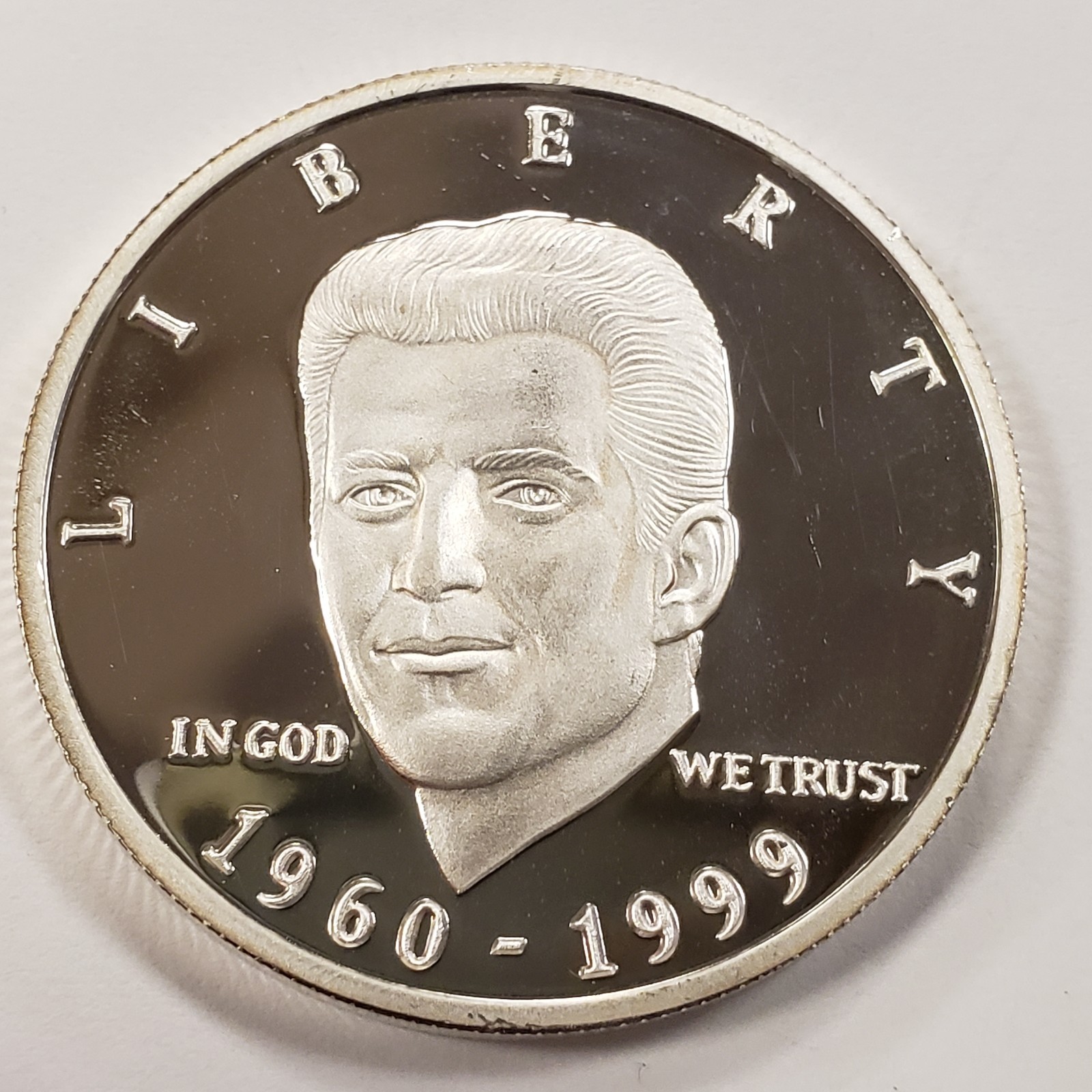 1 oz .999 Silver Round - RARE JFK John F Kennedy Jr New York Mint Proof - Q5546