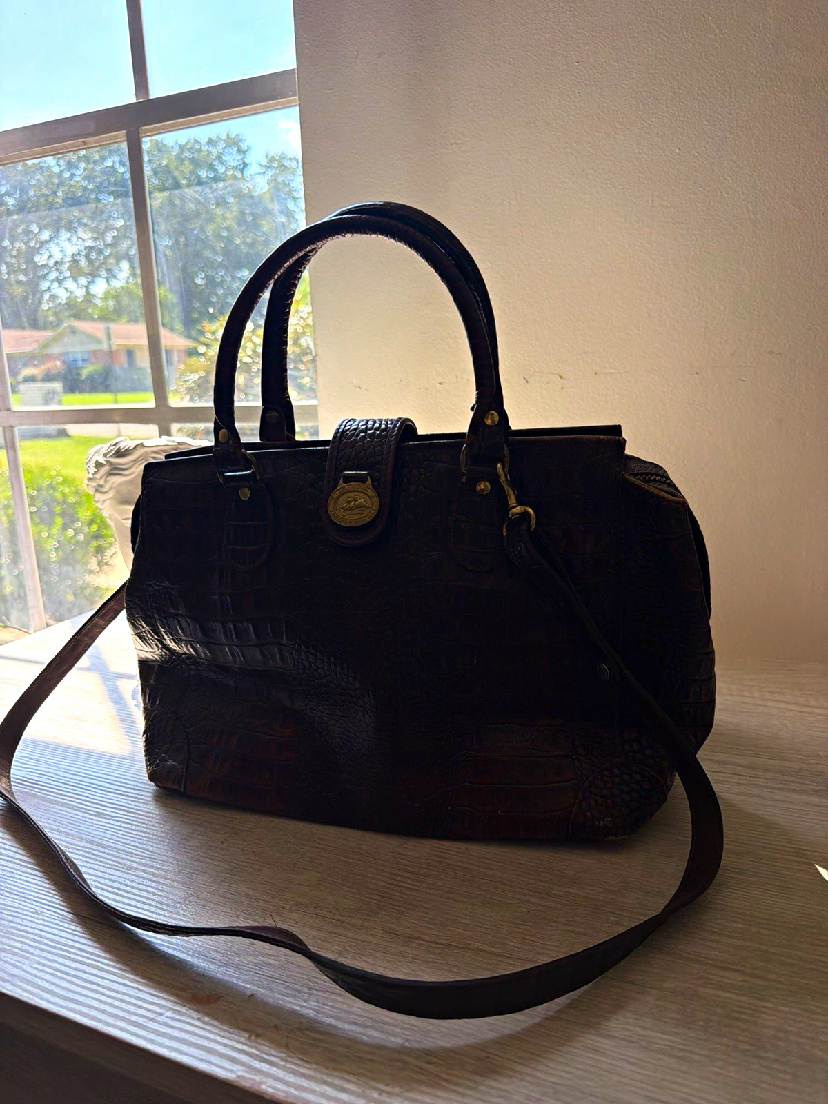 Brahmin Brown Croc Embossed Satchel Zip Top w/ Detachable Strap, Inner Pockets