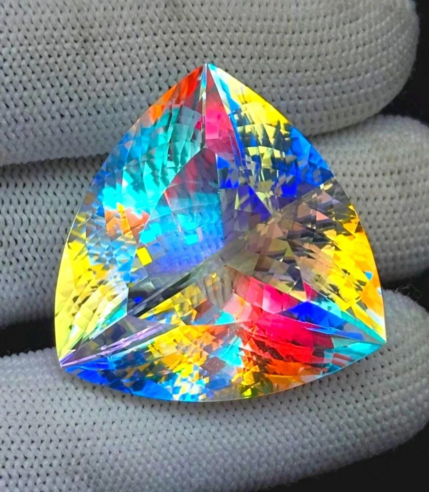 AAA Prismatic Natural 75.85Ct Mystic Topaz Trillion Loose GIE Certified Gemstone