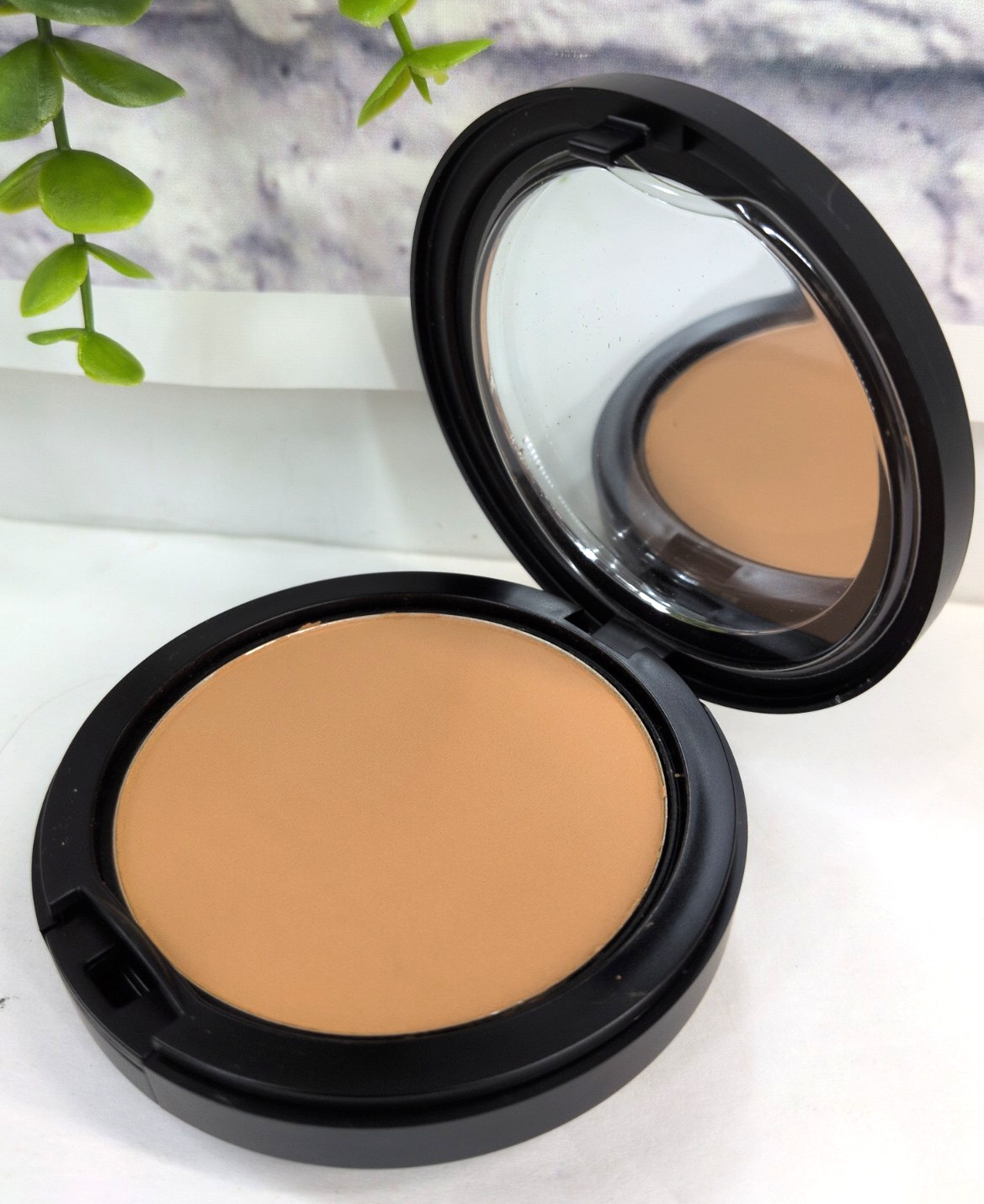 NEW *NW40* 🌸M·A·C Mac Studio Fix Powder Plus Foundation 0.5 fl oz/12g Compact