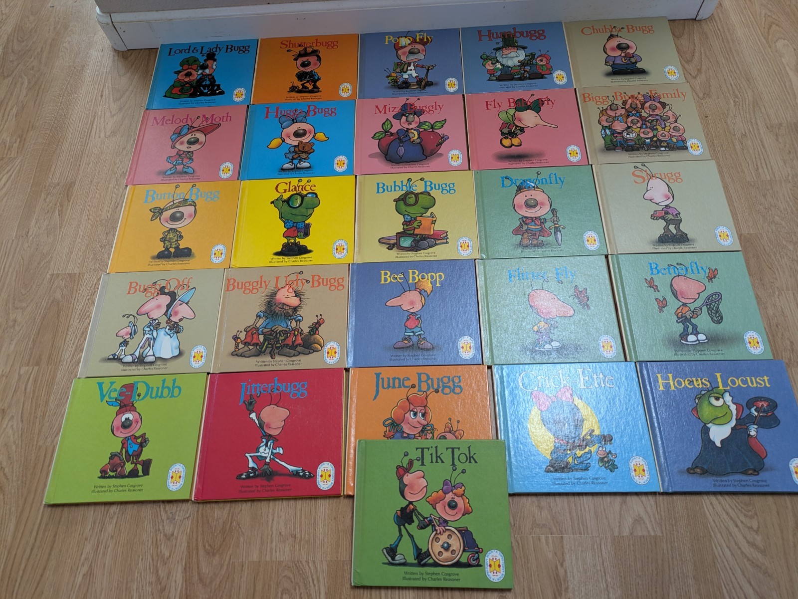 Complete Set Vintage 1980s Topsy Turvy Bugg 26 Books Hardcover Cosgrove Complete Set Vintage 1980s Topsy Turvy Bugg 26 Books Hardcover Cosgrove