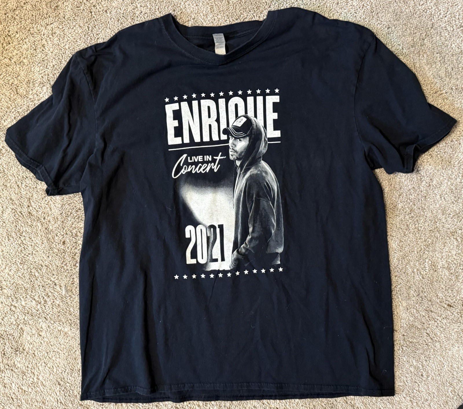 Enrique Iglesias 2021 Live In Concert Tour Date Back T Shirt Black 2XL Enrique Iglesias 2021 Live In Concert Tour Date Back T Shirt Black 2XL