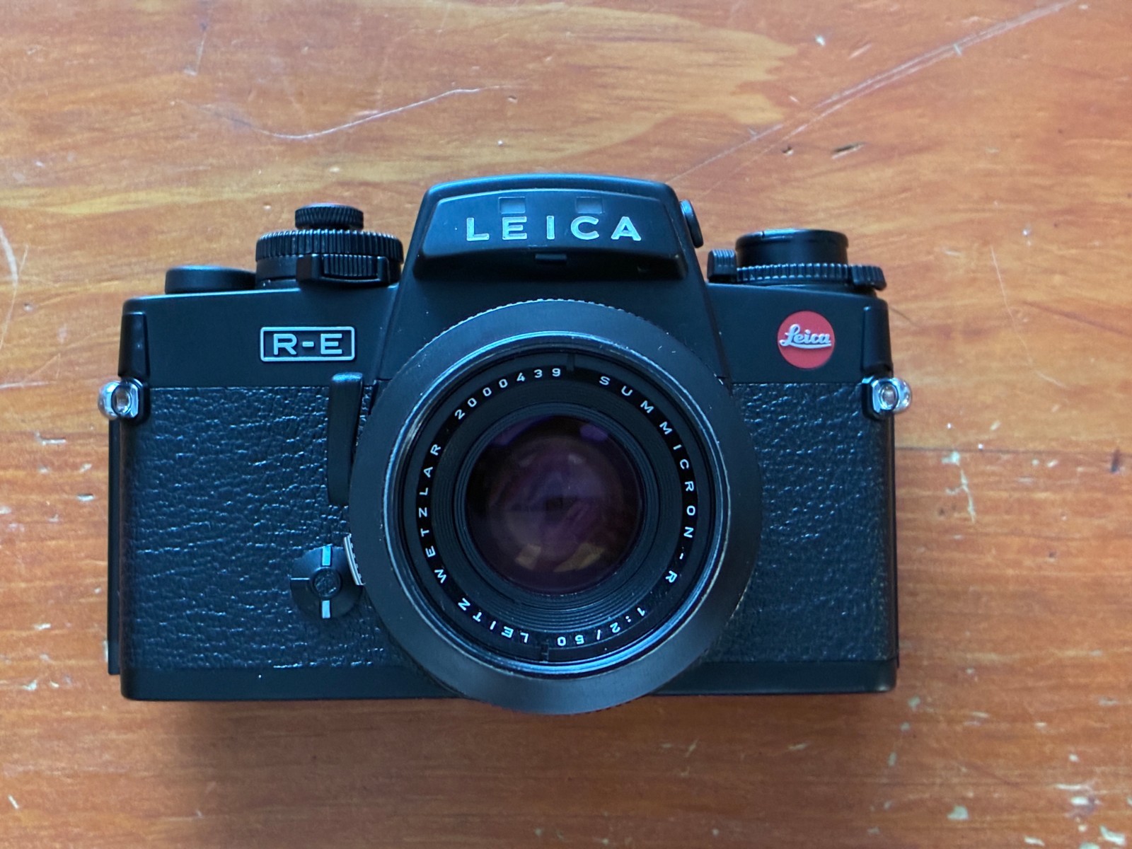 Leica R-E with 50mm f/2 Summicron 1 Cam works Leica R-E with 50mm f/2 Summicron 1 Cam works