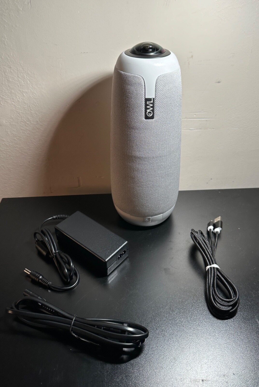 Owl Labs Meeting Owl Pro 1080p Smart Conferencing Camera mtw200-1000