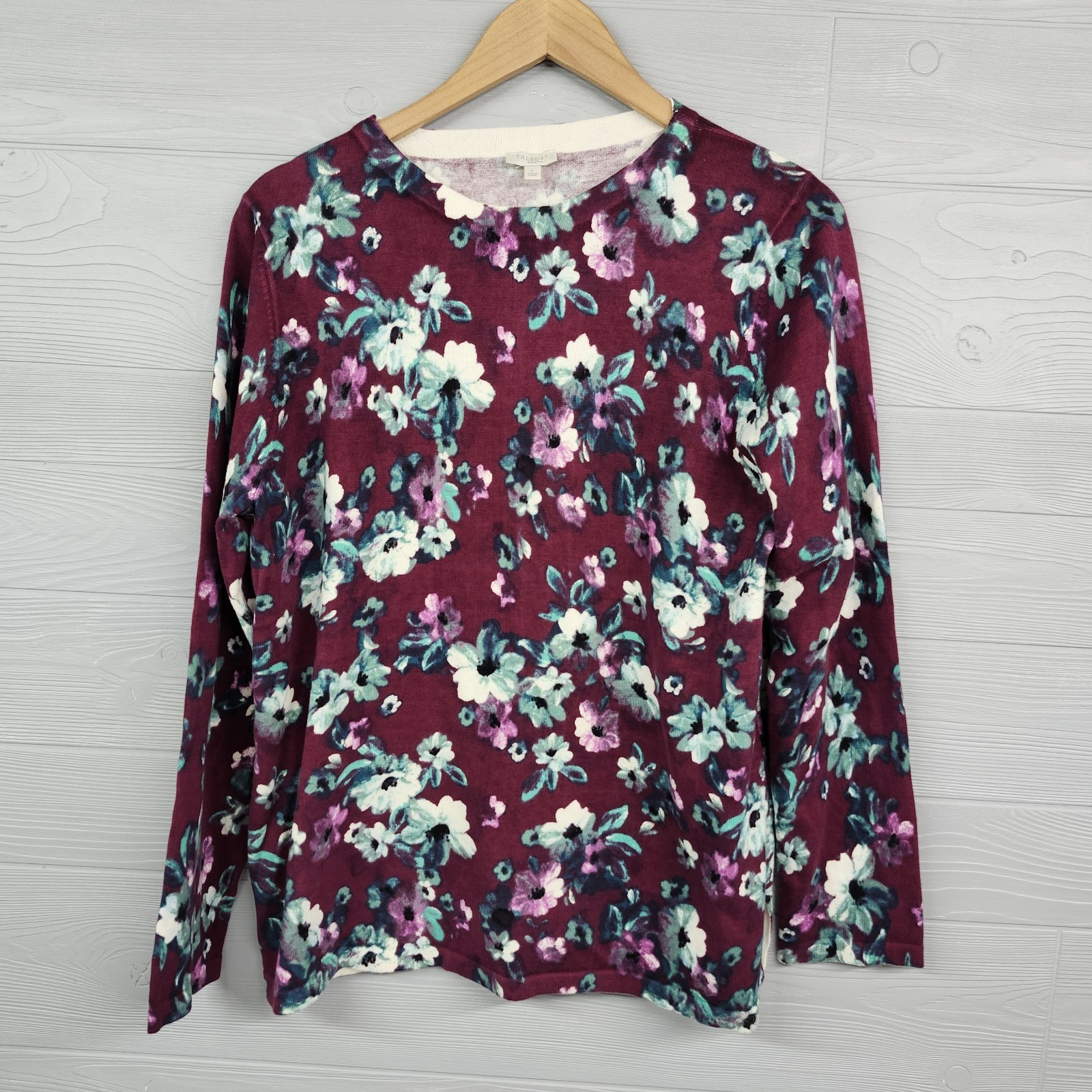 Talbots Dark Floral Long Sleeve Top Womens Size Large NWT 100% Cotton Talbots Dark Floral Long Sleeve Top Womens Size Large NWT 100% Cotton
