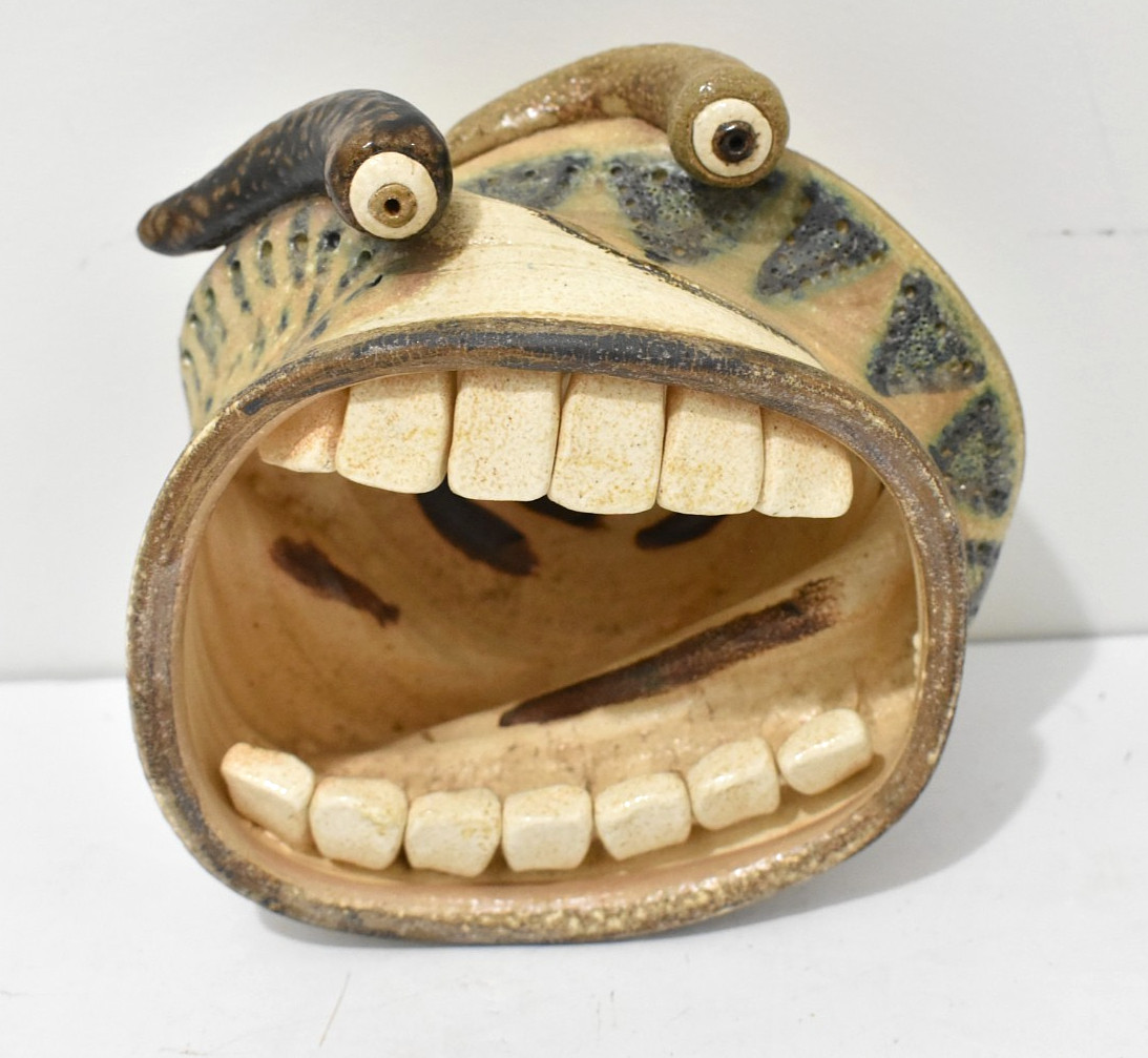SIGNED John Raggio Studio Art Pottery Mouth Face Bowl Wall Hanging Folk Art