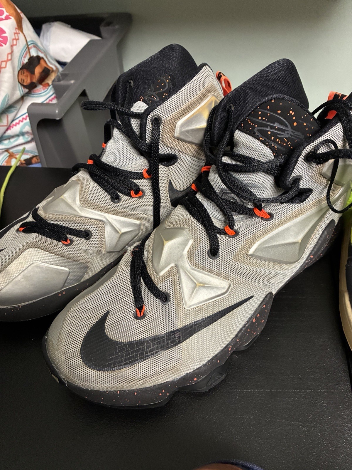 Nike LeBron 13 Men\'s Sneakers - Size 7.5