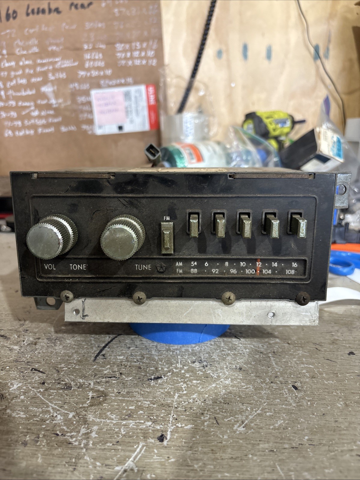 1972-1980 VINTAGE/CLASSIC CHRYSLER/DODGE AM/FM RADIO STEREO UNIT OEM 1972-1980