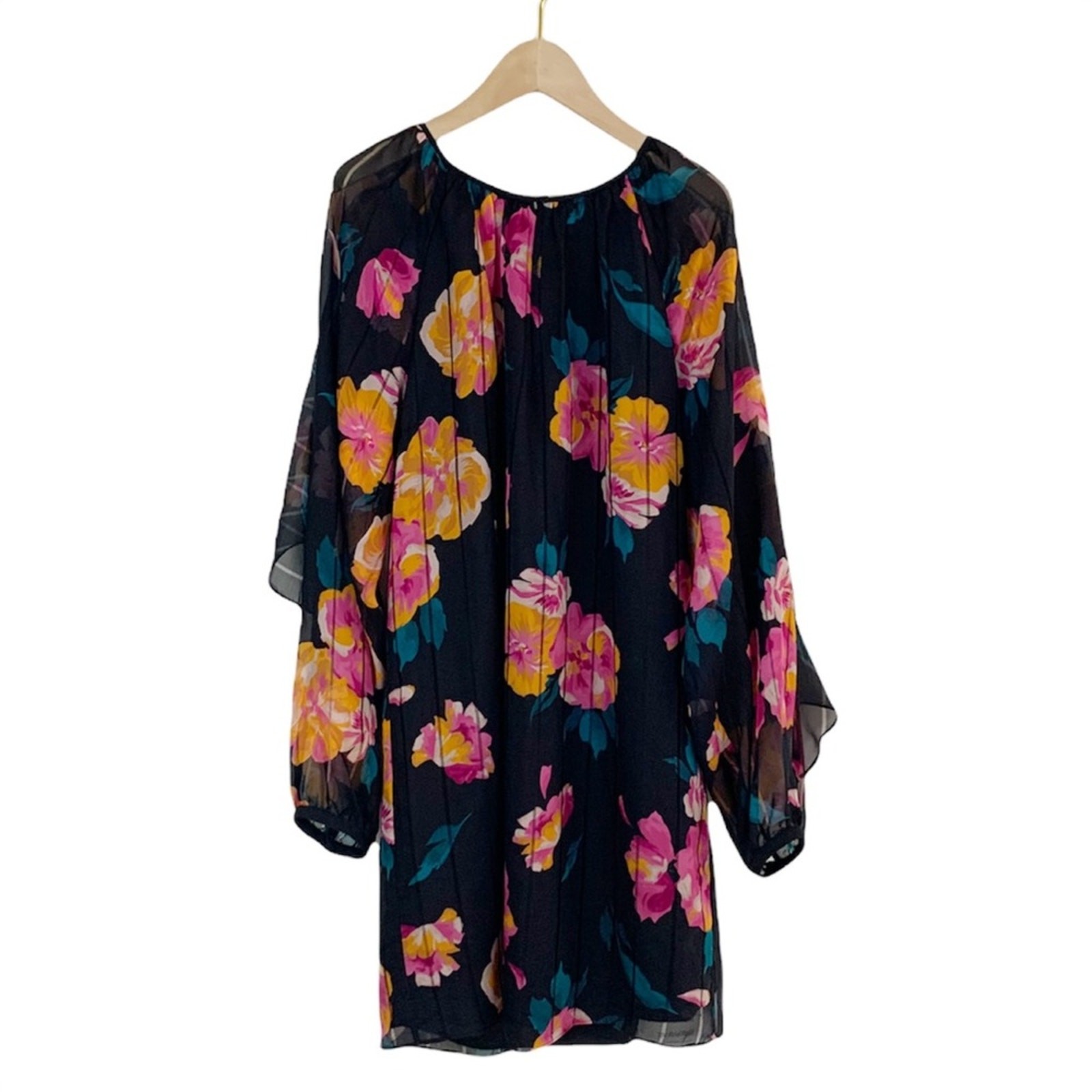 NWT Joie Kriston Silk Floral Print Mini Dress Size Medium Black $398 NWT Joie Kriston Silk Floral Print Mini Dress Size Medium Black $398
