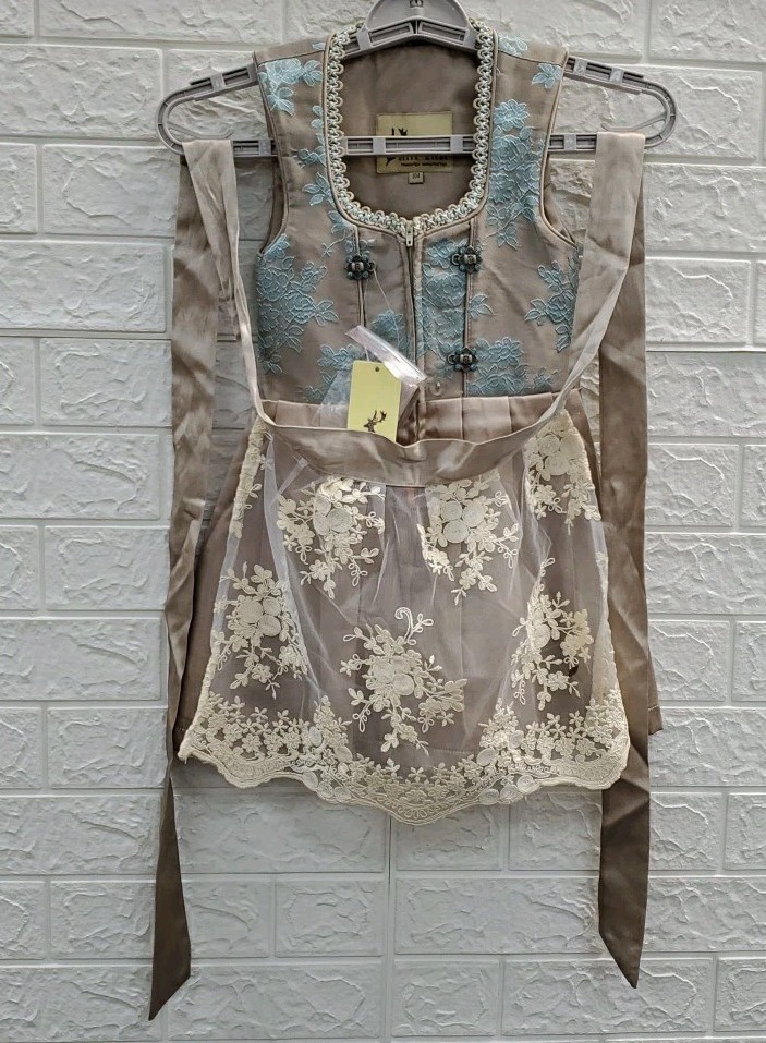 New Alte Liebe Girls Dirndl German Dress Octoberfest 2 Piece Taupe Size 104 New Alte Liebe Girls Dirndl German Dress Octoberfest 2 Piece Taupe Size 104