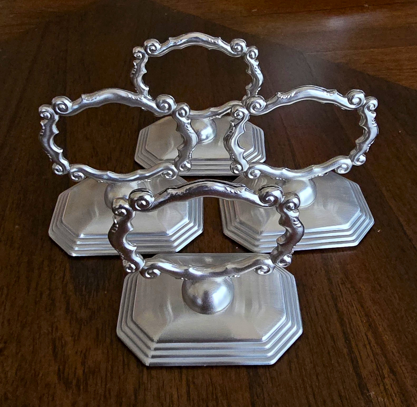 Southern Living at Home Set of 4 Silver Tone Metal Scroll Napkin Holders Decor