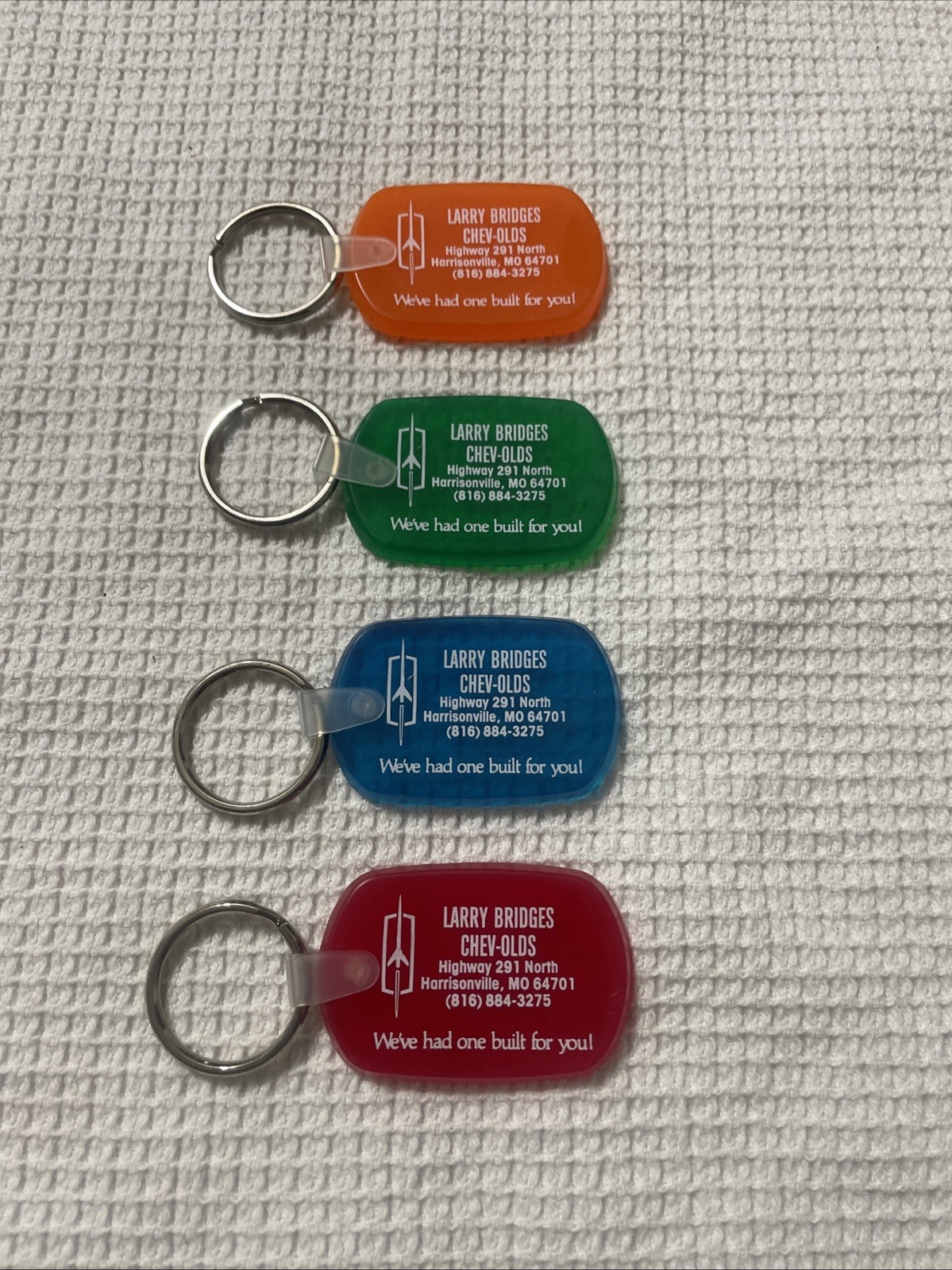 vintage Chevy-Olds  Oldsmobile  Keychain Harrisonville Missouri New Old Stock