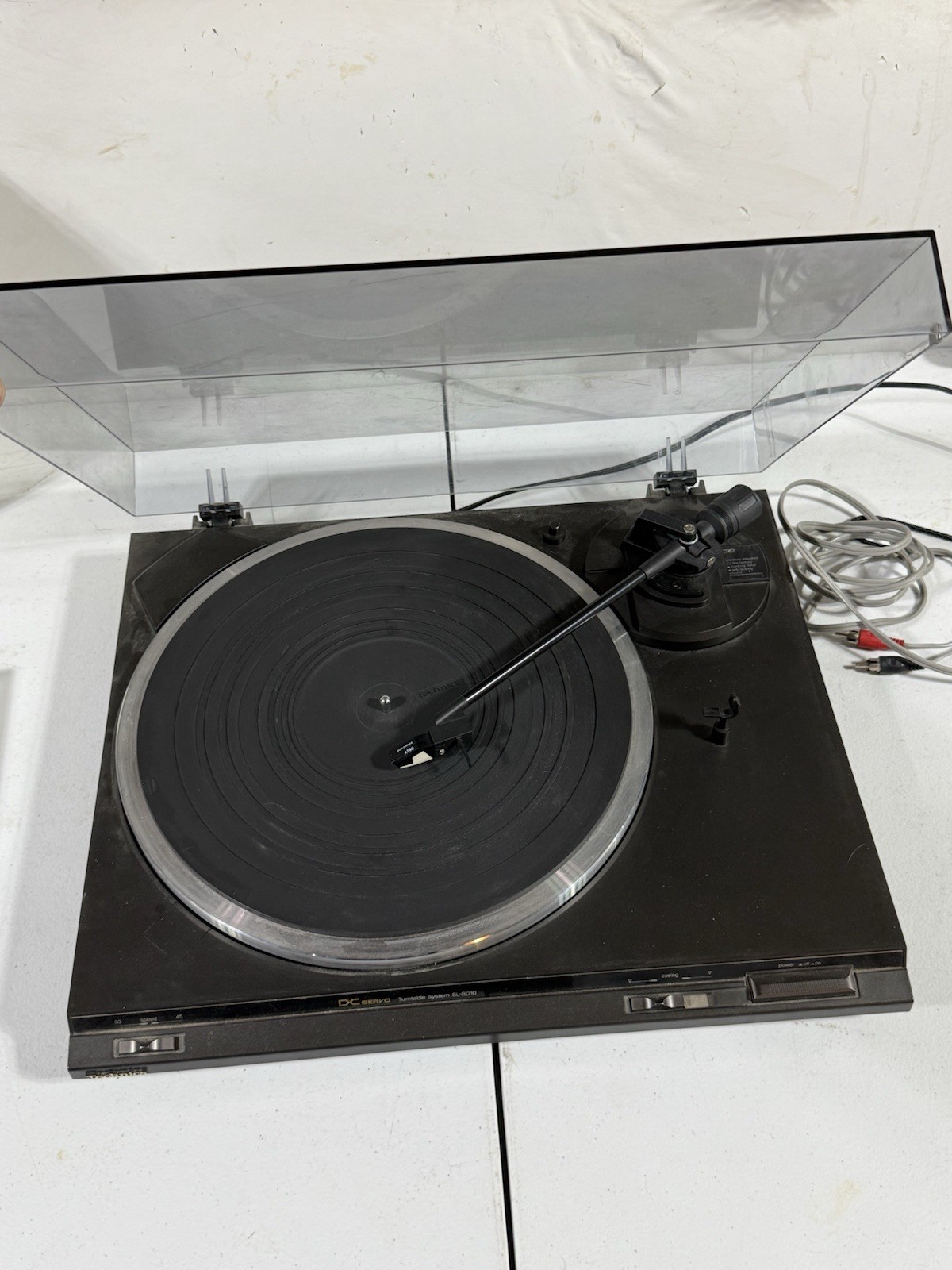 Technics SL-BD10 Belt Drive Turntable / Record Player Works Dust Cover Included