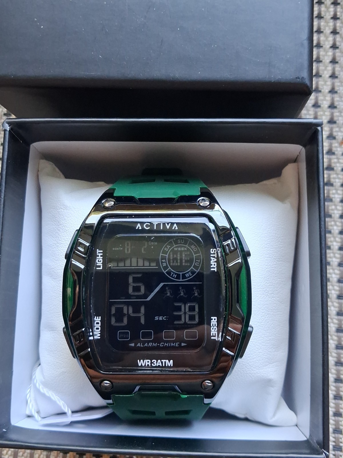 Activa Men\'s Digital ACW8130-003 Chronograph, Black Dial Green Rubber Band NIB