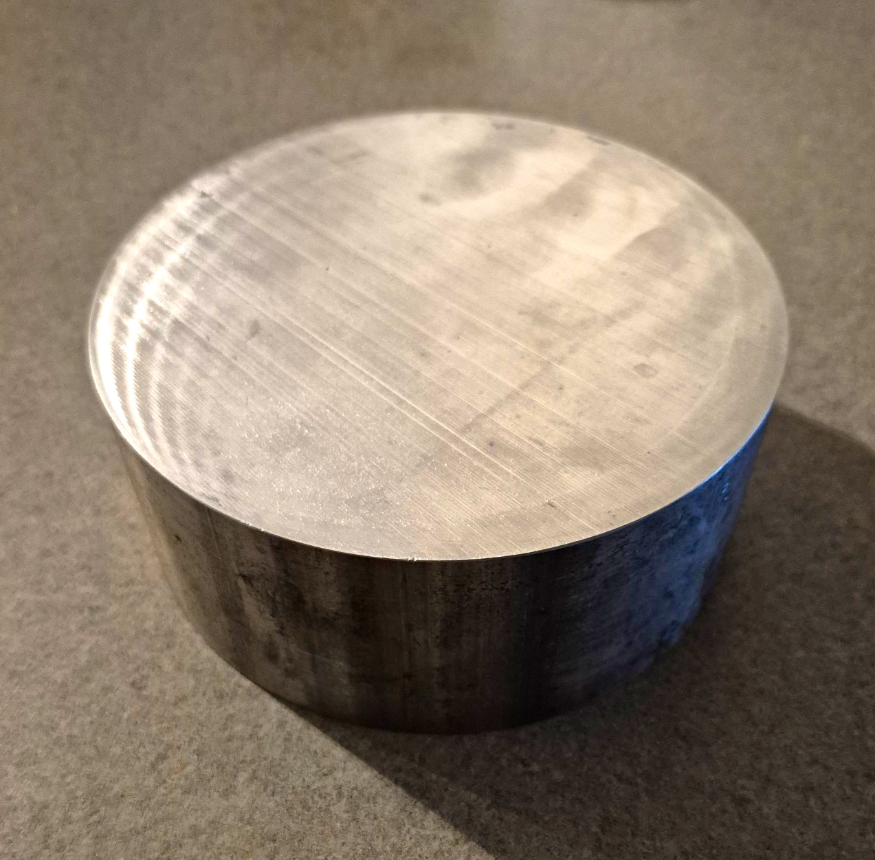 6061 Aluminum Round Billet 6\ 6061 Aluminum Round Billet 6\