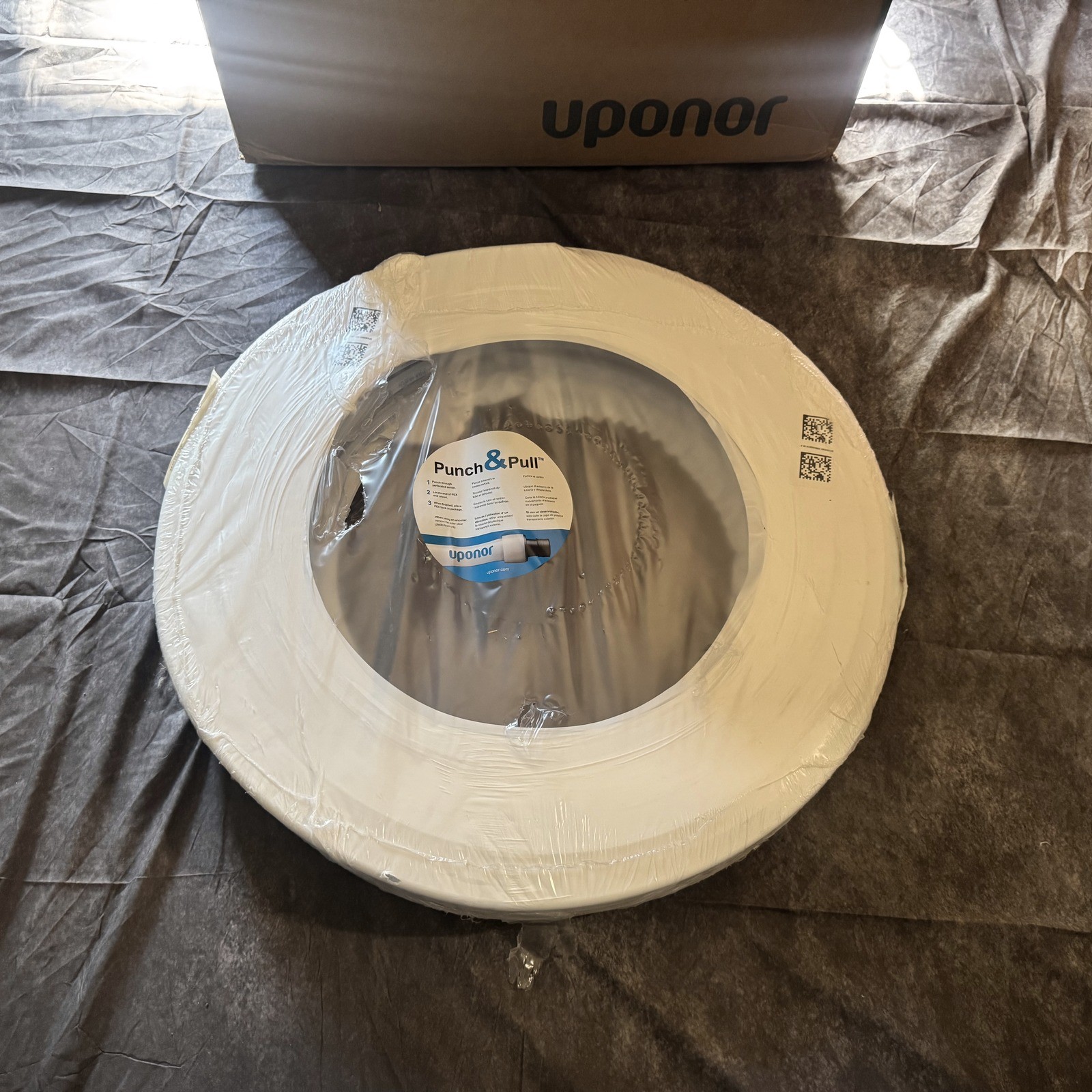 Uponor AquaPEX 1/2 in x 300 ft White PEX-A Expansion Pipe Tubing F4360500 ProPEX