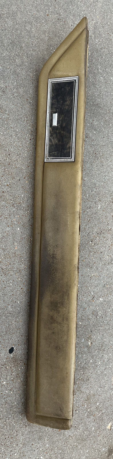 1972-1979 Lincoln Mark IV V Thunderbird Pass RH Front Arm Rest Pad w Ashtray