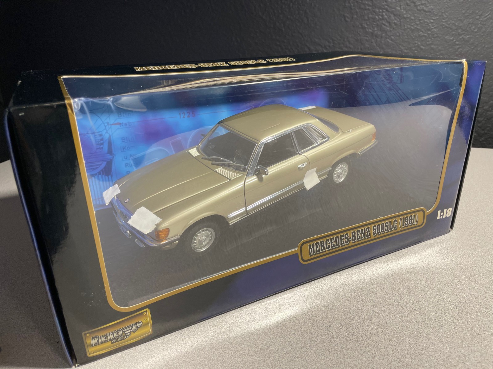 ricko 1/18 mercedes benz 500slc gold