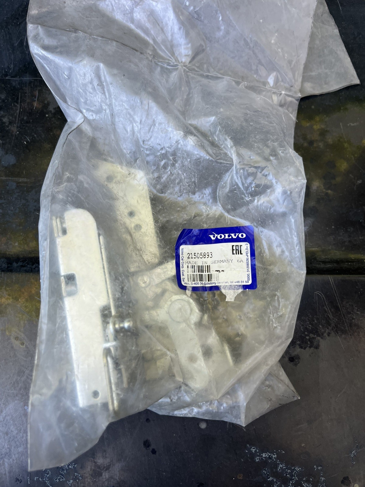 Genuine Volvo Truck 21505893 Door Latch Repalces Volvo 21261274 20588325 1063321