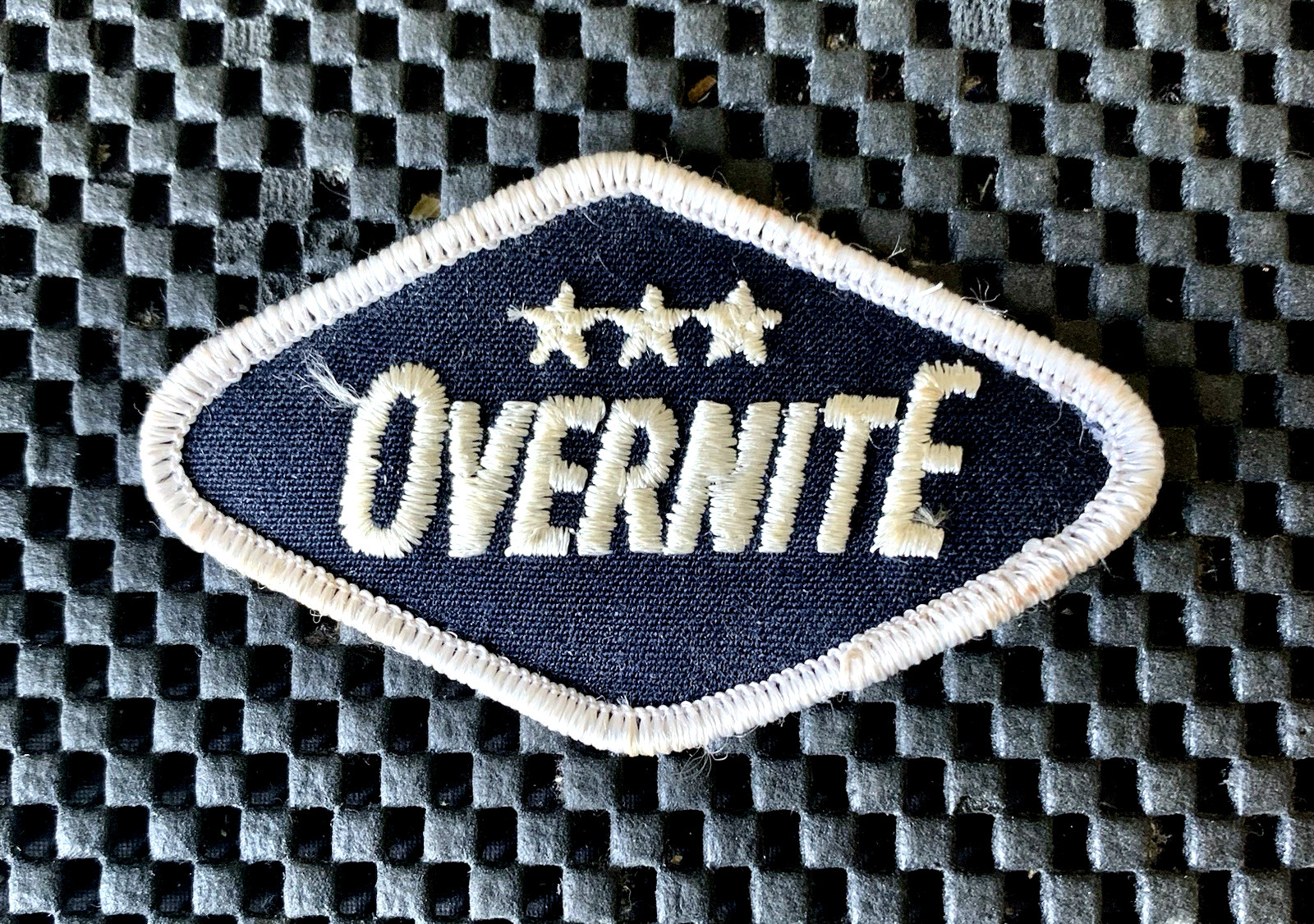 OVERNITE TRANSPORTATION EMBROIDERED SEW ON PATCH TRUCK FREIGHT 3 1/4\