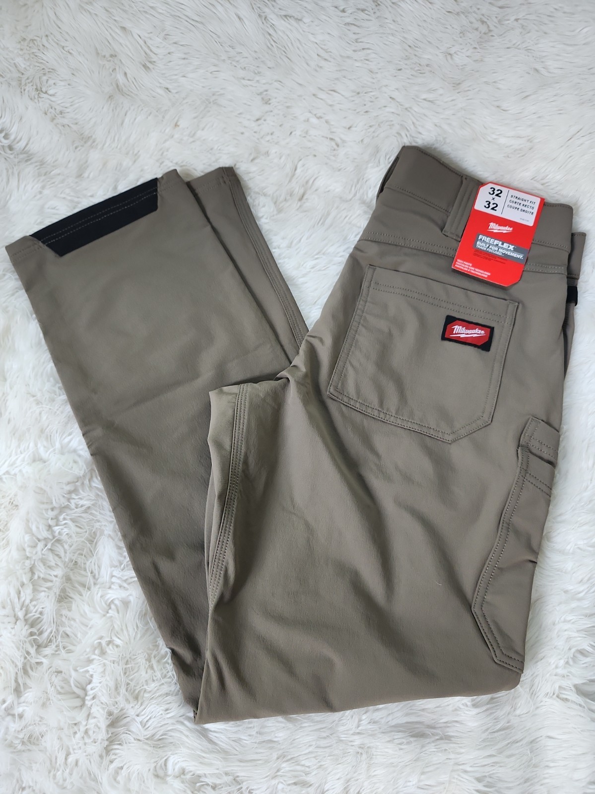 Milwaukee Men\'s 32 in. x 32 in. Brown  FREEFLEX Tech Work Pants 7 Pockets NEW