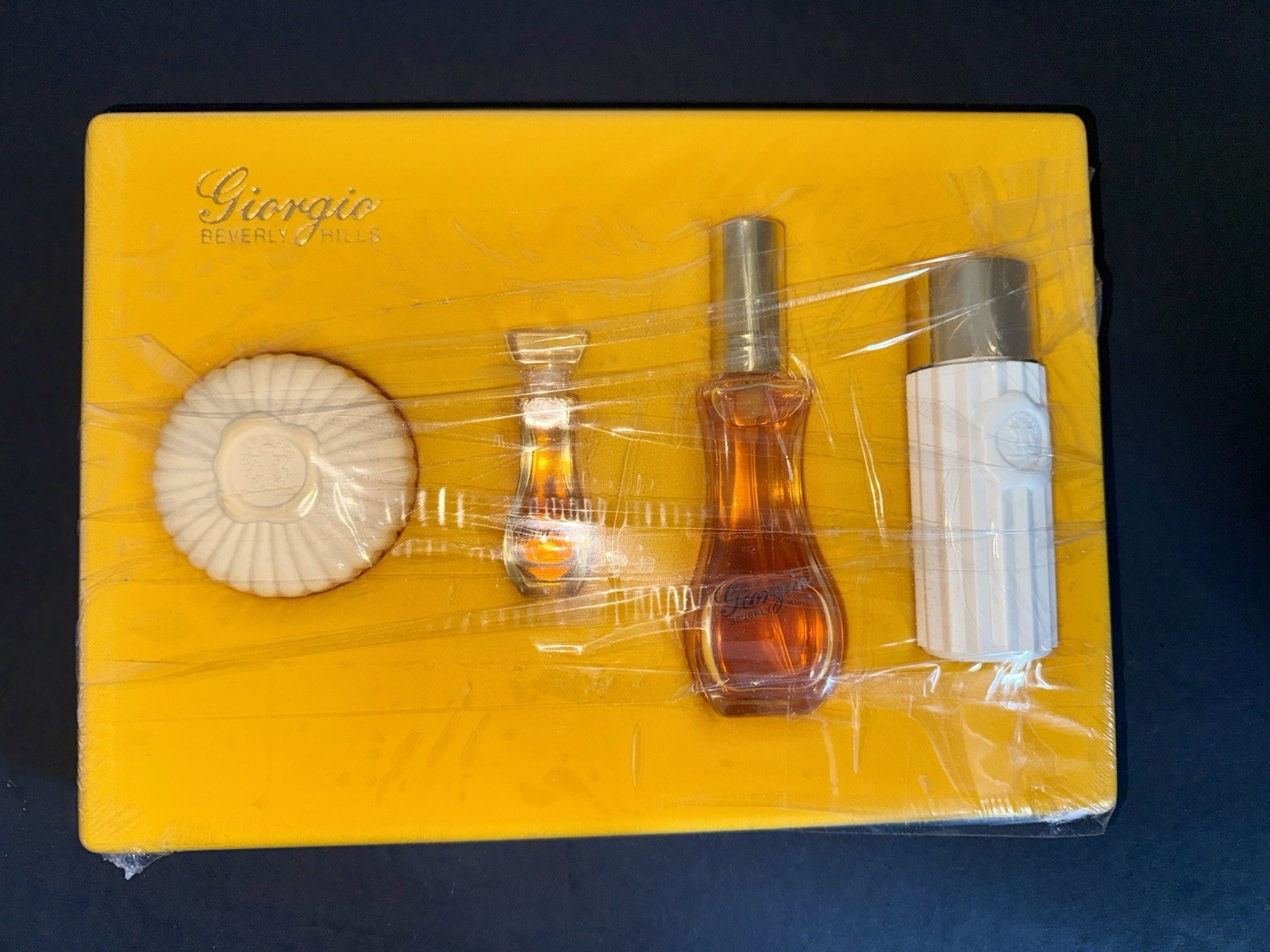 GIORGIO BEVERLY HILLS Extraordinary Perfume Cologne Soap Lotion Gift Set VINTAGE GIORGIO BEVERLY HILLS Extraordinary Perfume Cologne Soap Lotion Gift Set VINTAGE