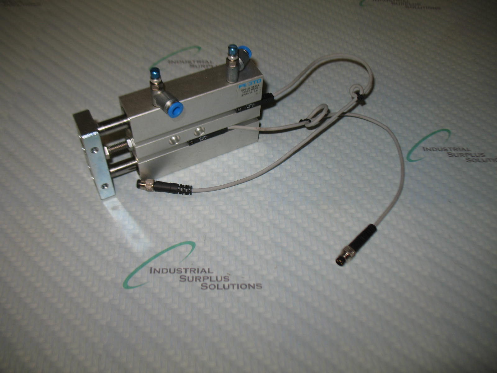 FESTO DPZ-20-25-P-A / 32694 TWIN CYLINDER ACTUATOR