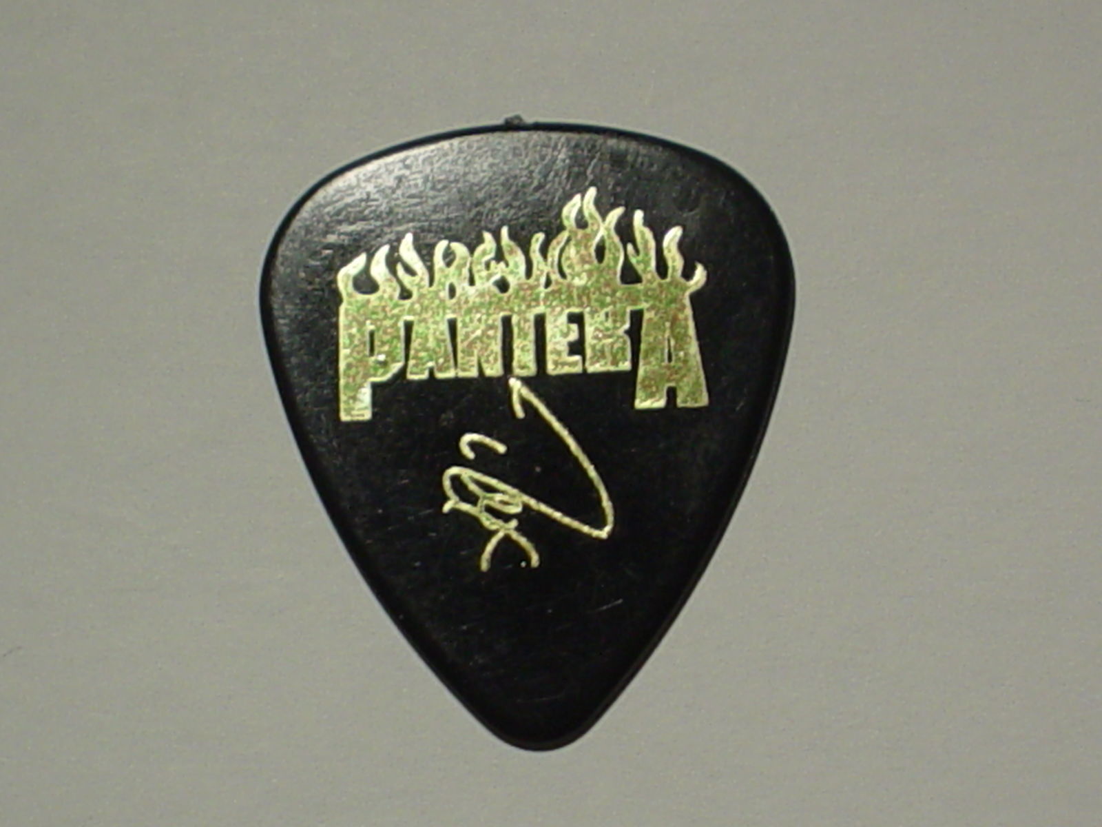 PanterA RaRe GUITAR PICK Rex Brown Signature Ozzfest 2000 Logo Concert Tour PanterA RaRe GUITAR PICK Rex Brown Signature Ozzfest 2000 Logo Concert Tour