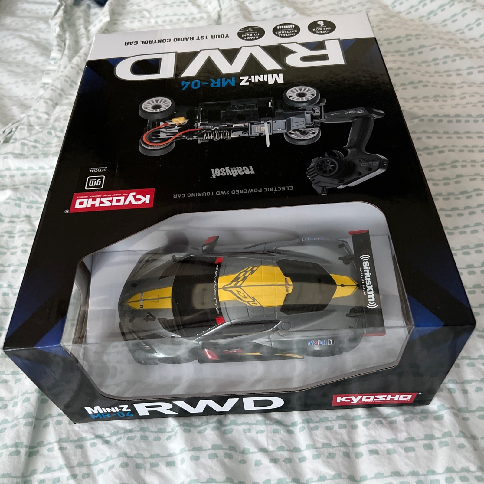 Kyosho MR-04 RWD Mini-Z Readyset w/Chevrolet Corvette C8.R Body Gunmetal 32356GM