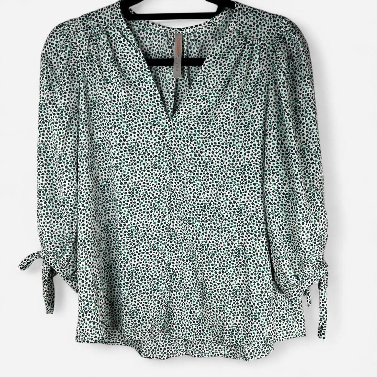 Renee C. - NWOT - Women\'s Green Splash Dot V-Neck Blouse Tie Sleeves Size Small Renee C. - NWOT - Women\'s Green Splash Dot V-Neck Blouse Tie Sleeves Size Small