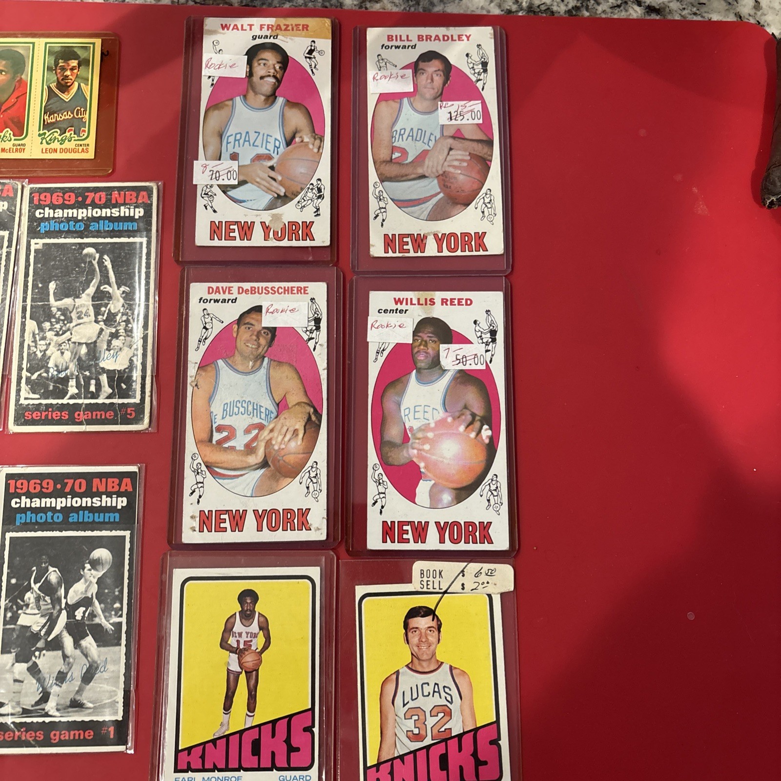 Ultimate Knicks Collection Vintage Champion Years 1969-1973 17 Basketball Cards