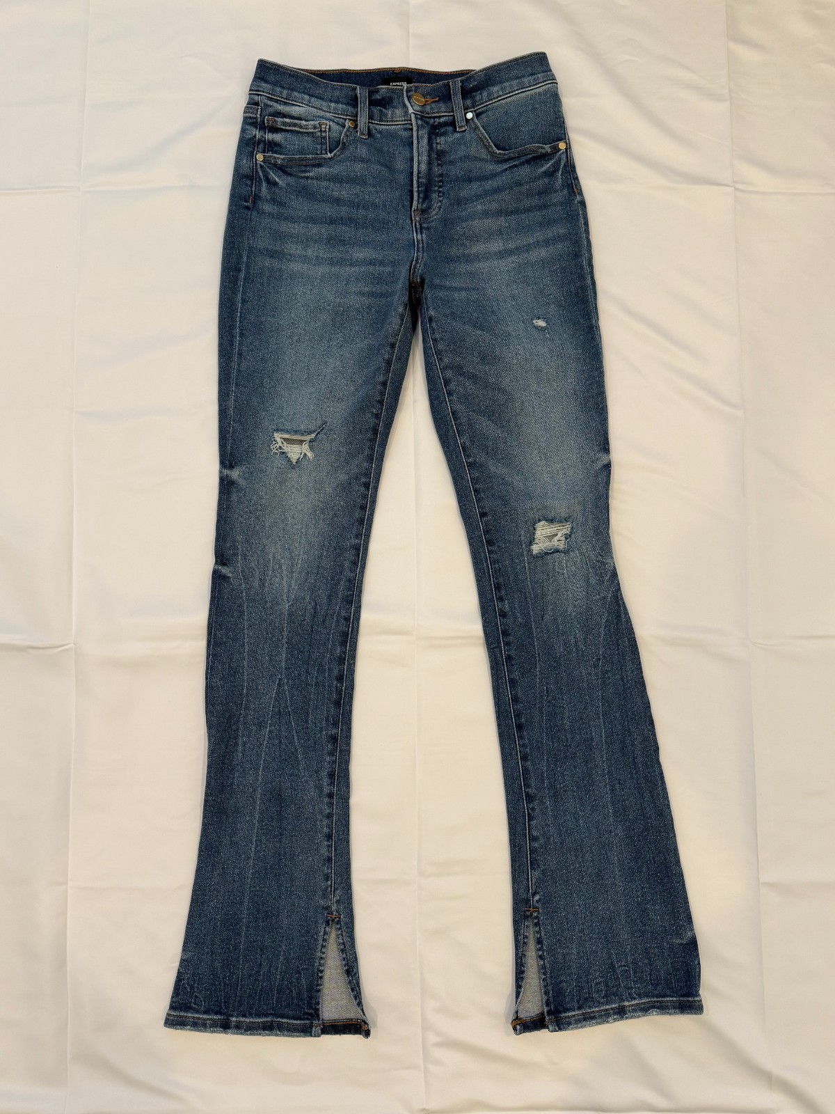 Express Skyscraper Mid Rise Distressed Flare Jeans Size 4R Split Hem Express Skyscraper Mid Rise Distressed Flare Jeans Size 4R Split Hem