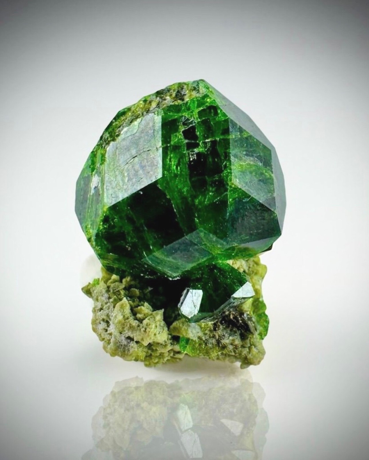 Natural Demantoid Garnet Crystal On Matrix From Middle East Natural Demantoid Garnet Crystal On Matrix From Middle East