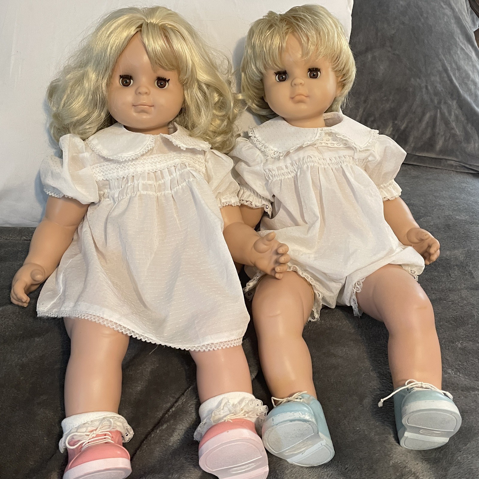 Vintage Schildkrot OOAK  22 Inch Boy And Girl Toddler Doll dressed W/Turtle Mark