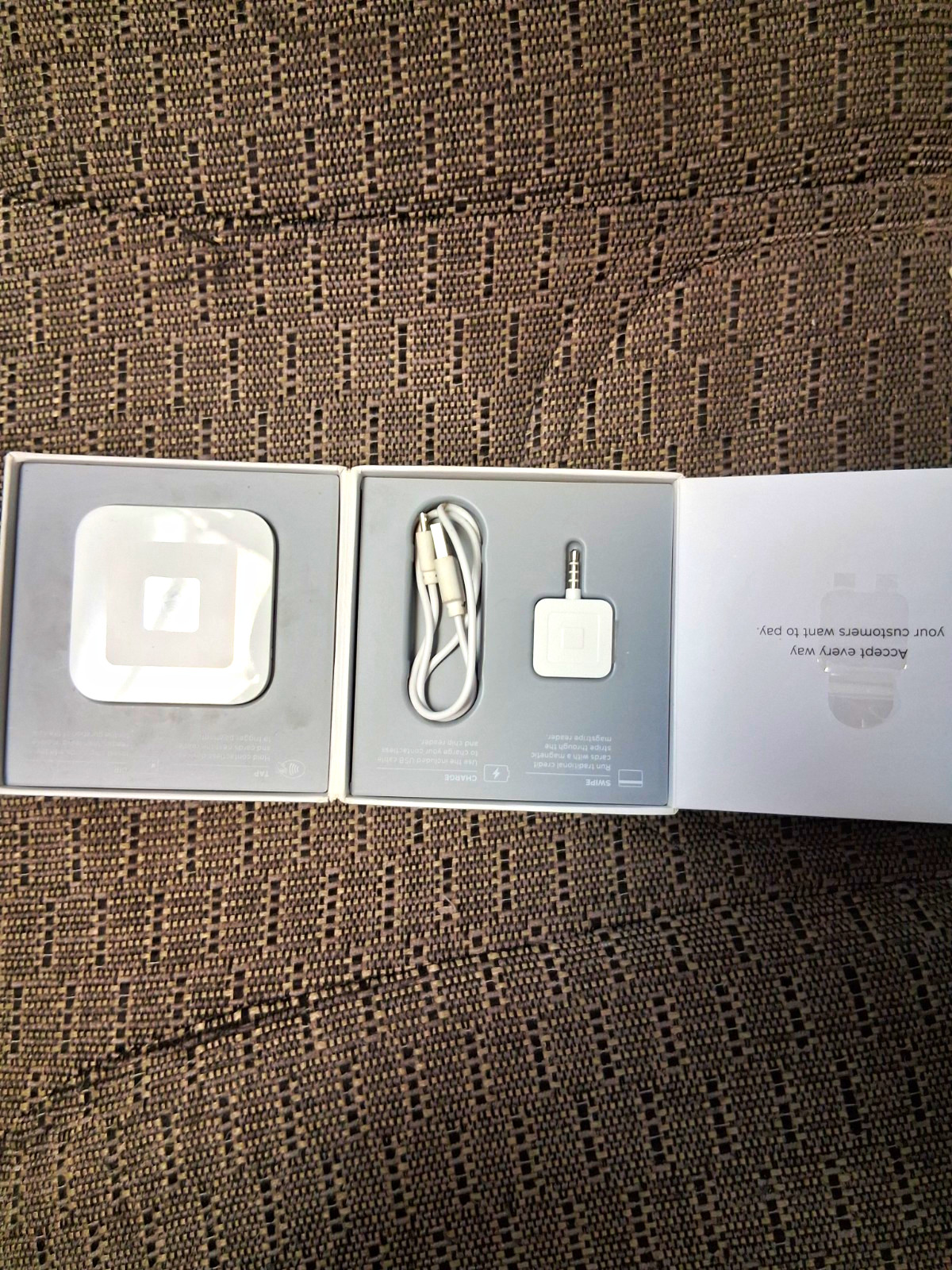 Square Reader Contactless Chip Magstripe Card Reader A-SKU-011-03