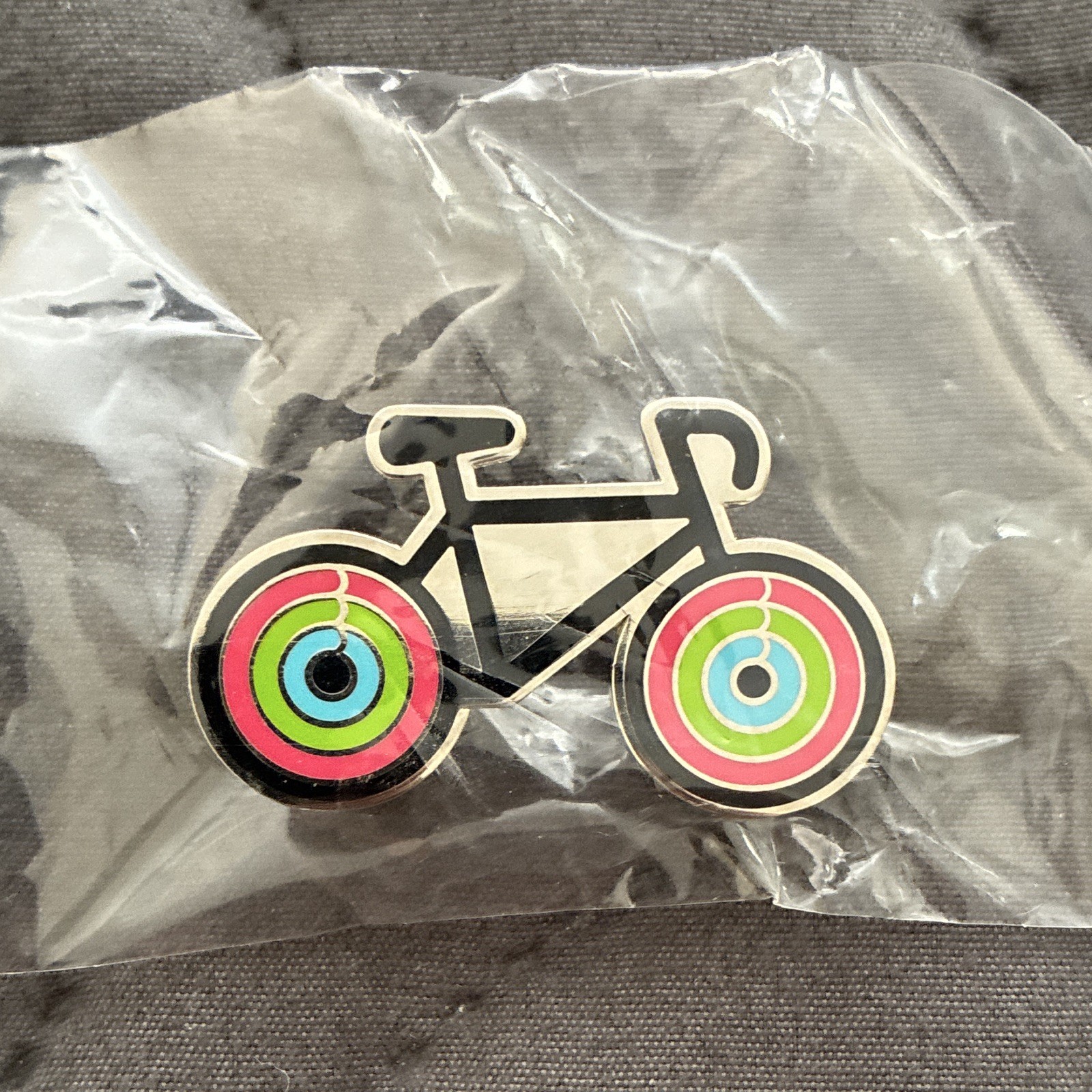 Apple Close Your Rings Bicycle Pin WWDC Apple Close Your Rings Bicycle Pin WWDC