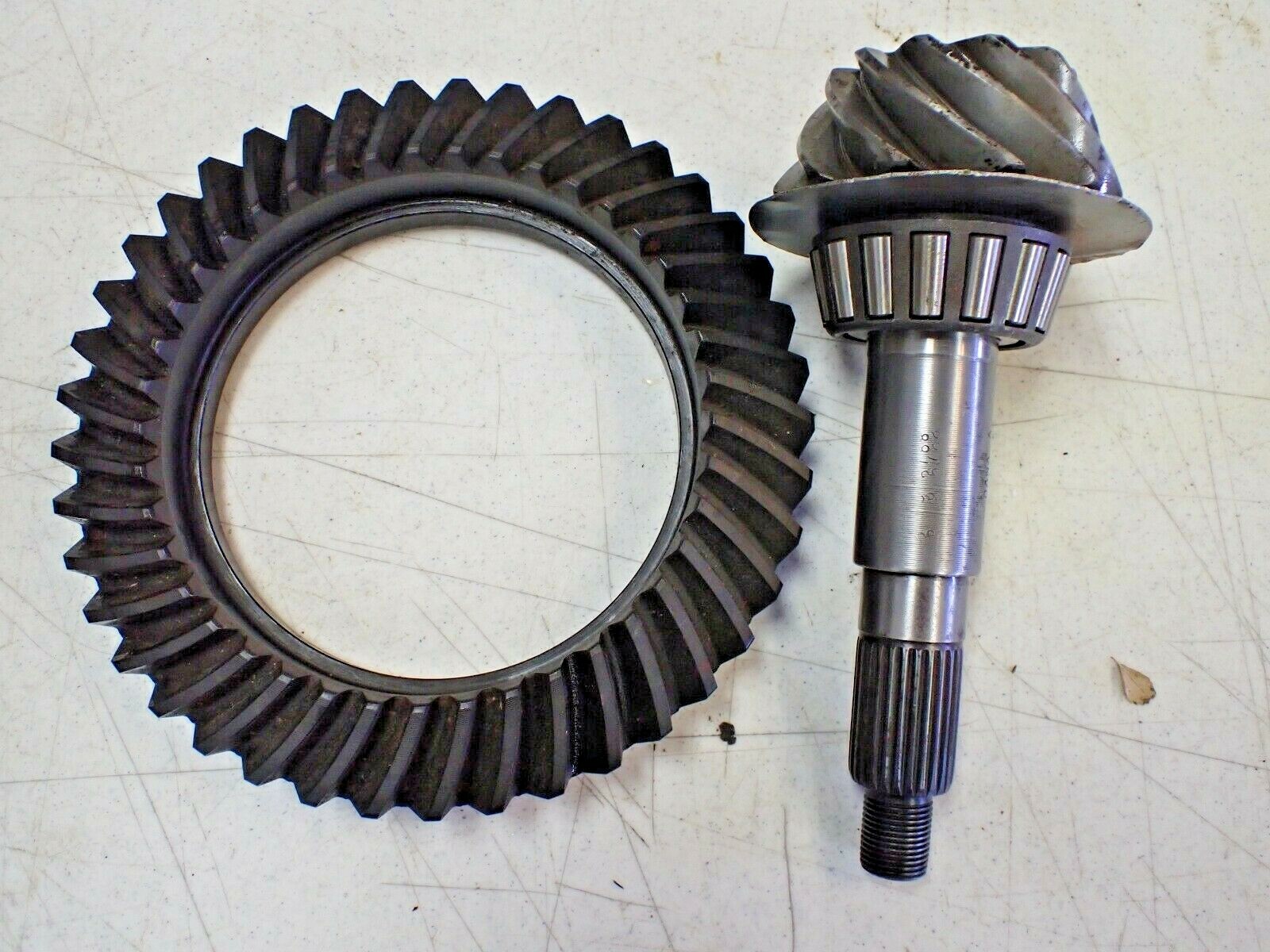 Nos 1970 - 1972 Chevrolet Blazer 1963 - 1968 Chevrolet Pickup Front Ring Pinion