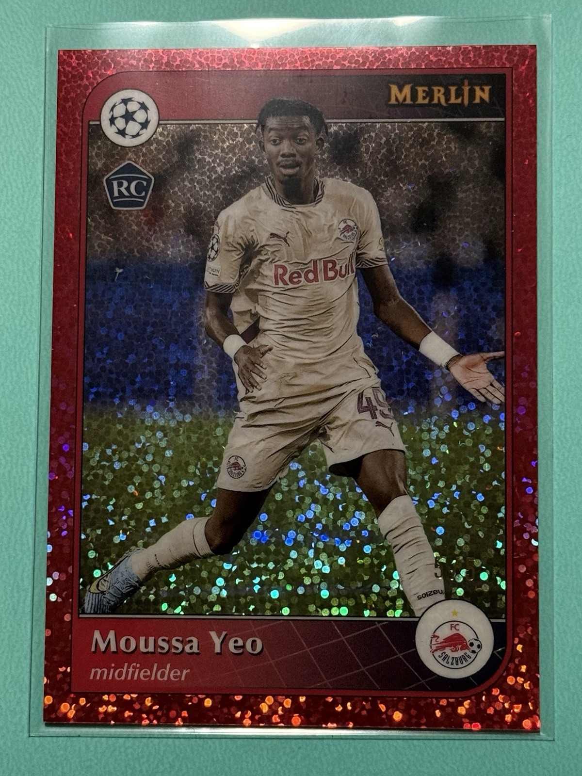 2024-25 Topps Merlin Moussa Yeo RC Red Speckle /5 5/5 Bookend Salzburg 2024-25 Topps Merlin Moussa Yeo RC Red Speckle /5 5/5 Bookend Salzburg