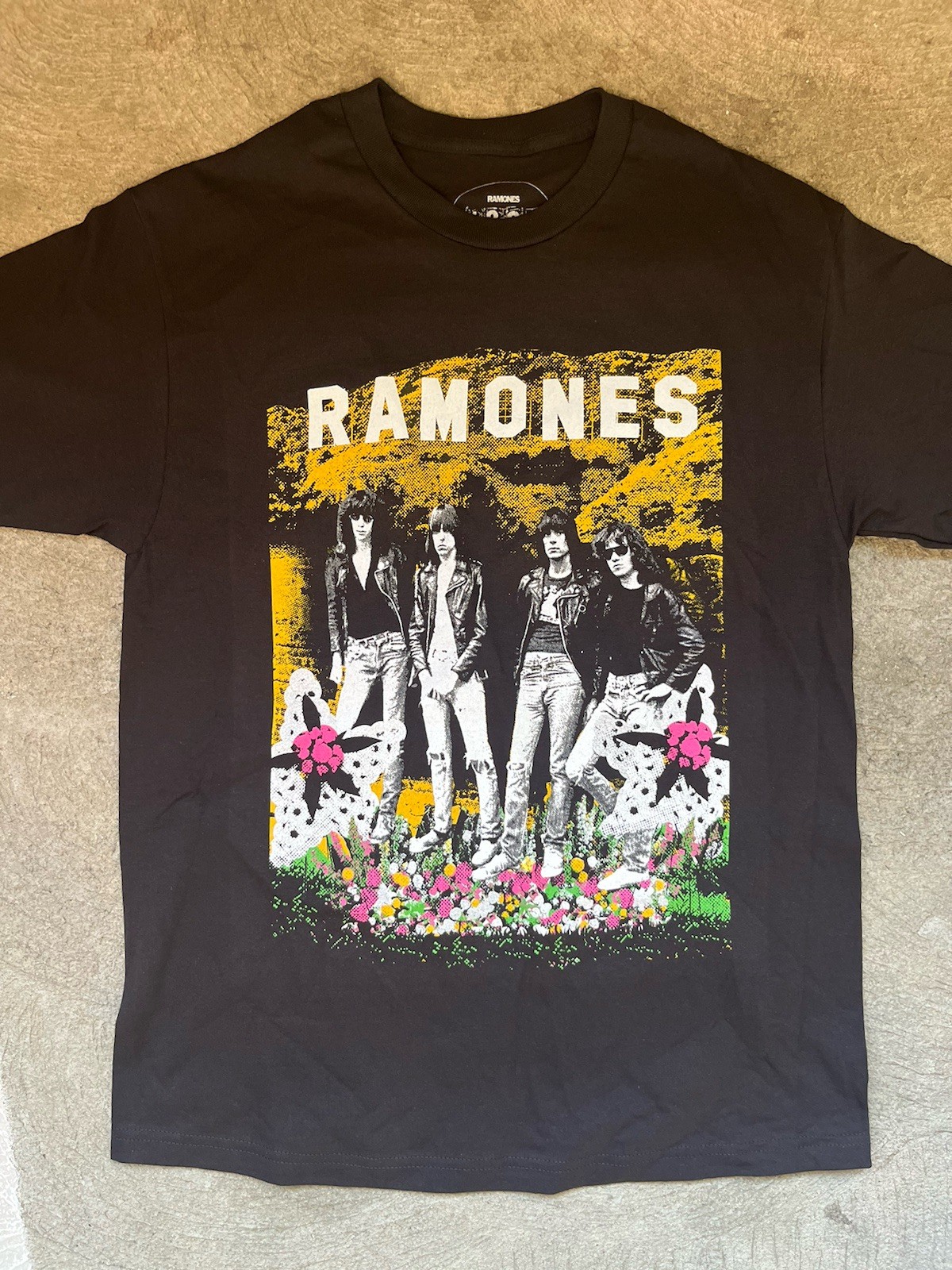 Ramones 50 Large T Shirt L Hollywood Cemetery Green Day Cretin Family Blink 182