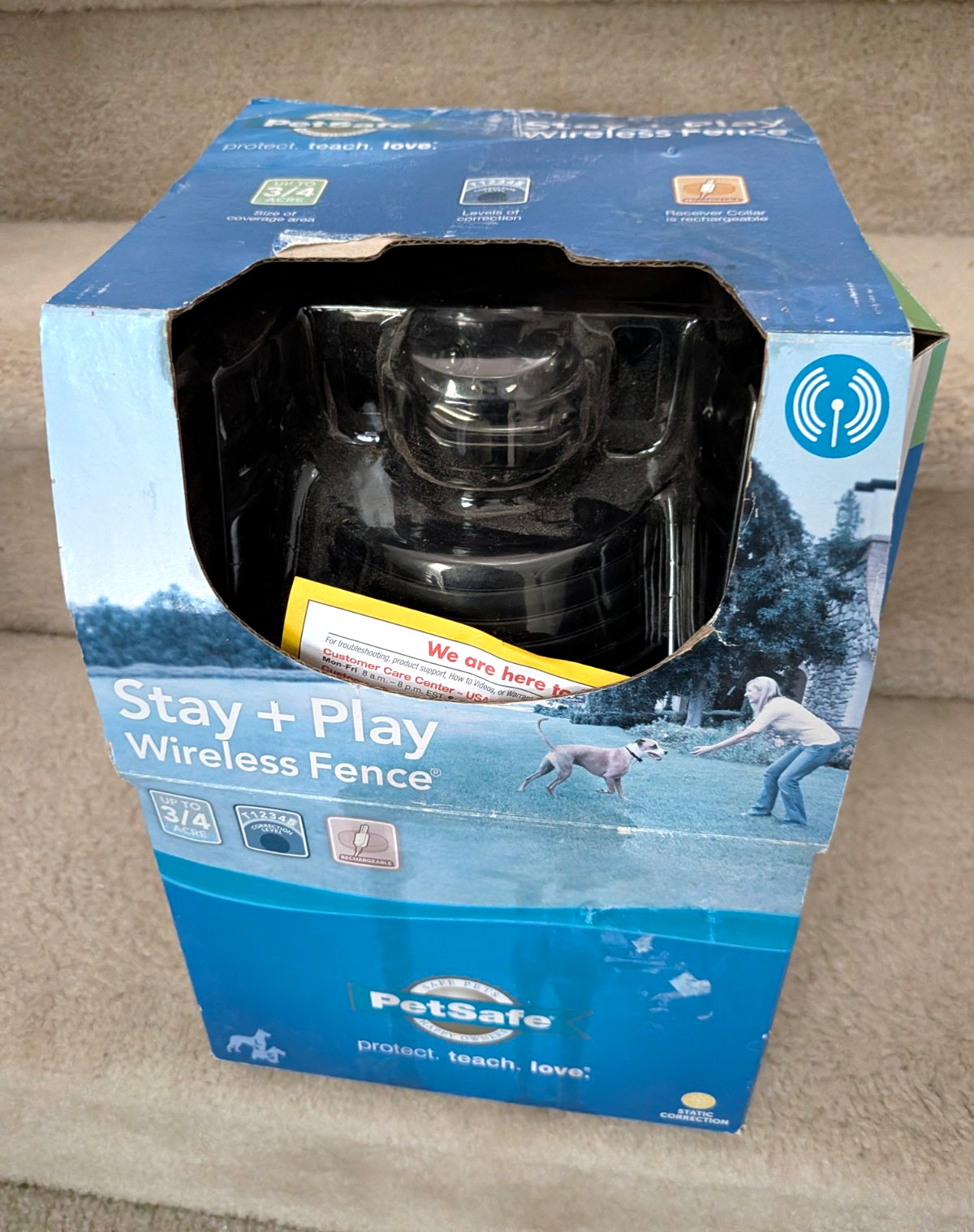 PetSafe Stay + Play Wireless Fence Electronic Dog Fence System for Dogs 8 lbs+ PetSafe Stay + Play Wireless Fence Electronic Dog Fence System for Dogs 8 lbs+