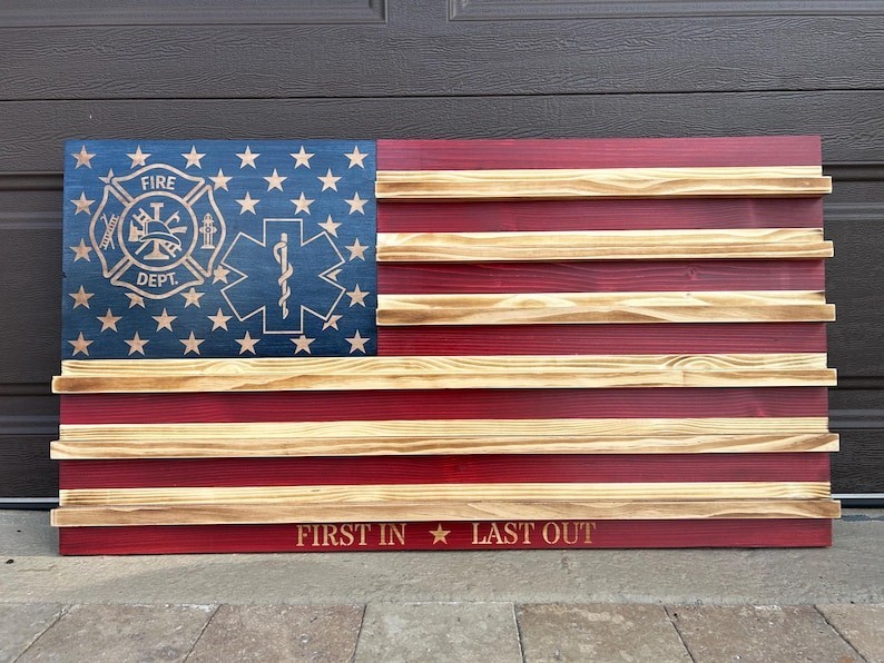 Handcrafted Rustic American Flag Challenge Coin Display: 36 x 19\