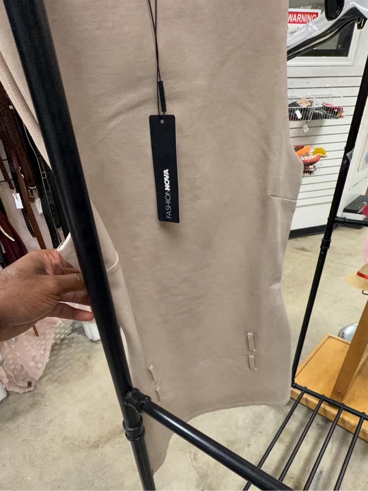 Fashion Nova Beige Sleeveless V Neck Sheath Knee Dress S Peplum Zip Solid Fashion Nova Beige Sleeveless V Neck Sheath Knee Dress S Peplum Zip Solid