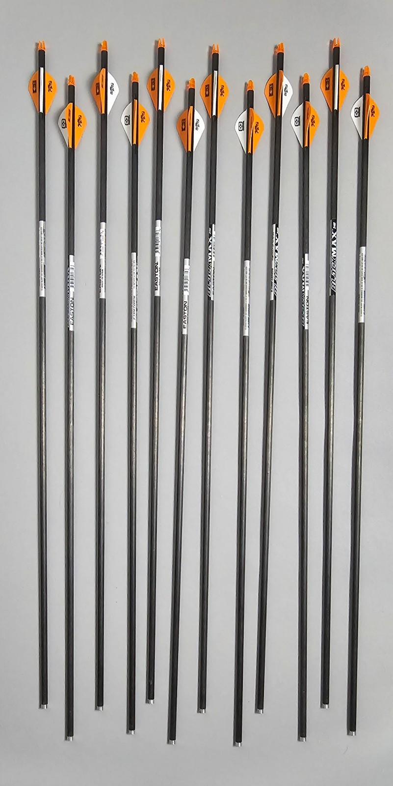 Easton Black  Max 340 6.5mm Carbon 30 Inches 70lbs 12 Pack