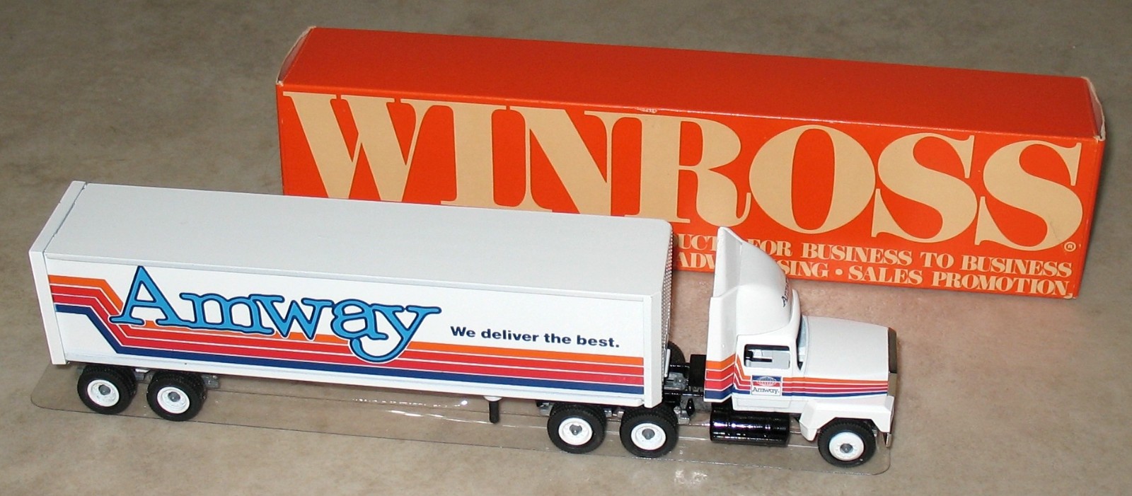 Vintage Winross AMWAY Truck NIB - 1988 Tractor Trailer Diecast 1/64 - We Deliver Vintage Winross AMWAY Truck NIB - 1988 Tractor Trailer Diecast 1/64 - We Deliver