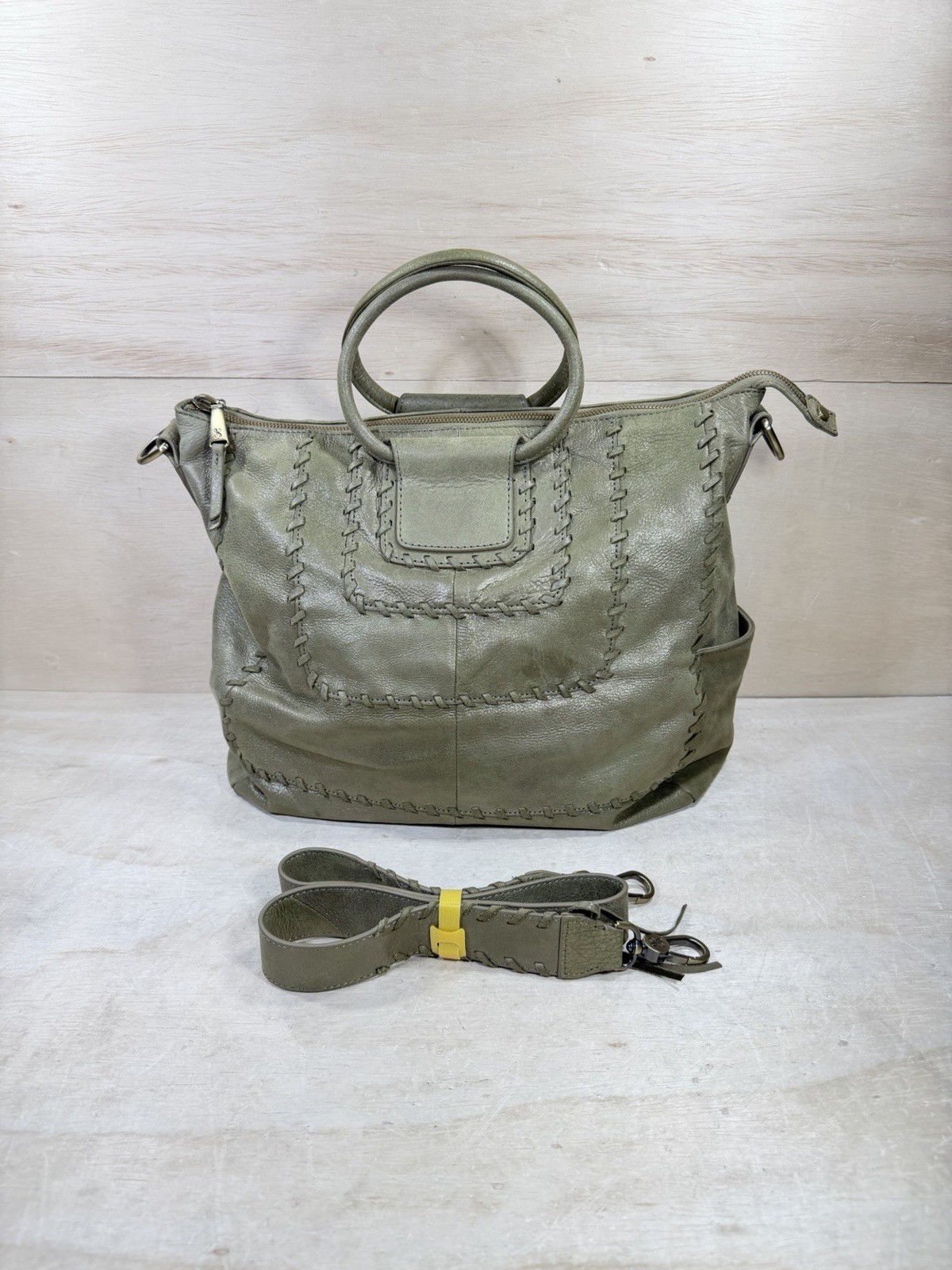 Hobo Int\'l Sage Green Leather Sheila Large Shoulder Crossbody Bag Excellent