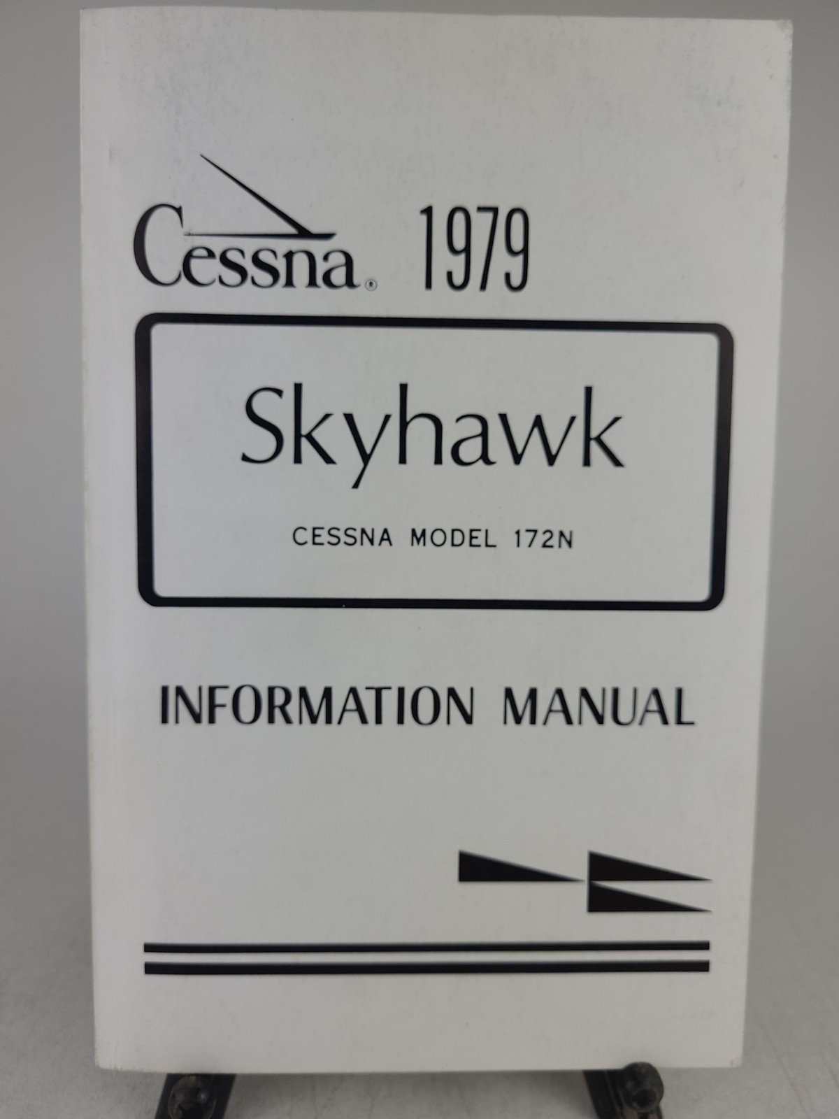 1979 Cessna Skyhawk Model 172N Information Manual D1138-13 Pilot\'s Operating